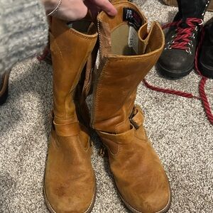 Kodiak Tan Leather Boots